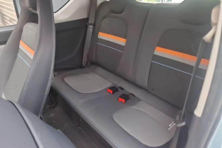 Used Wuling Hongguang MINIEV 2020 Enjoyment Model Lithium Iron Phosphate Left Rear Seat