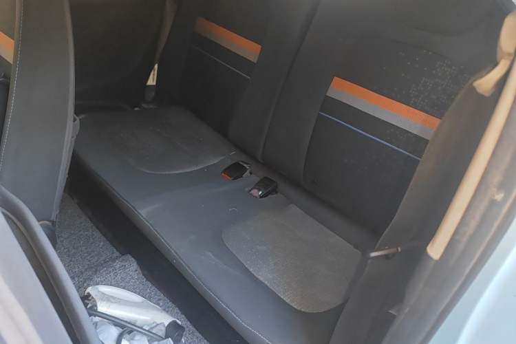 Used Wuling Hongguang MINIEV 2020 Enjoyment Model Lithium Iron Phosphate Left Rear Seat