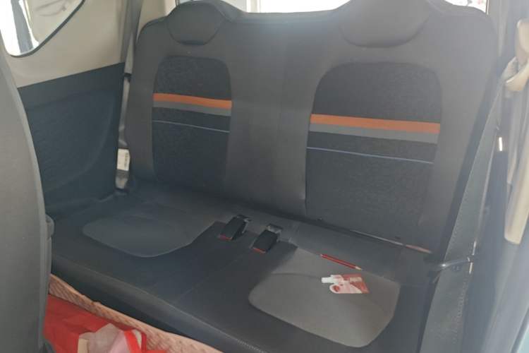 Used Wuling Hongguang MINIEV 2020 Freedom Version Lithium Iron Phosphate Left Rear Seat