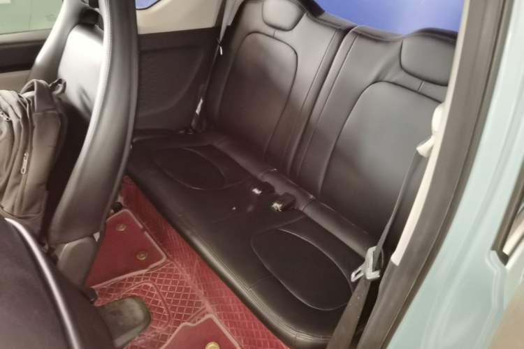 Used Wuling Hongguang MINIEV 2020 Enjoyment Model Lithium Iron Phosphate Left Rear Seat