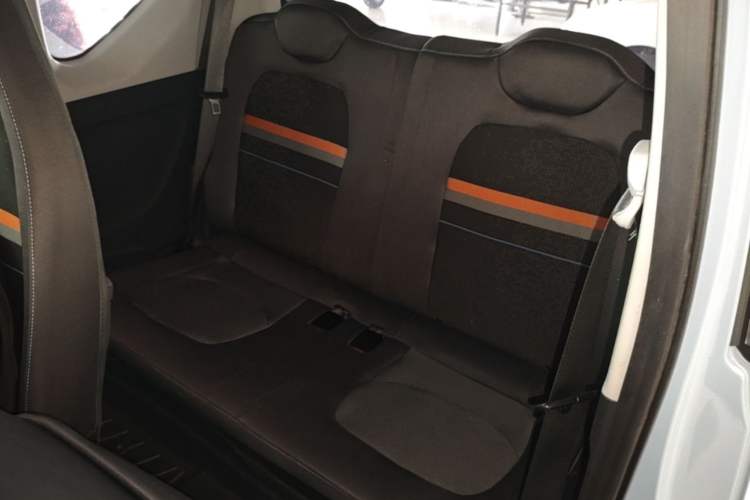 Used Wuling Hongguang MINIEV 2020 Enjoyment Model Lithium Iron Phosphate Left Rear Seat
