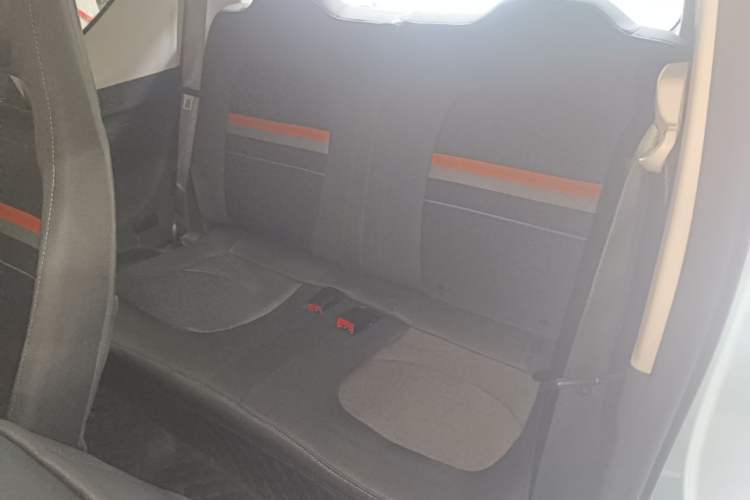 Used Wuling Hongguang MINIEV 2020 Freedom Version Lithium Iron Phosphate Left Rear Seat