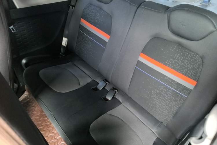 Used Wuling Hongguang MINIEV 2020 Freedom Version Lithium Iron Phosphate Left Rear Seat