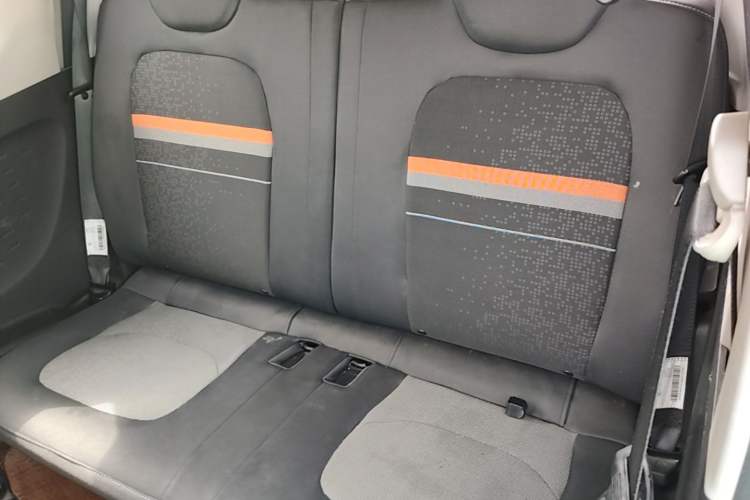 Used Wuling Hongguang MINIEV 2020 Freedom Version Lithium Iron Phosphate Left Rear Seat