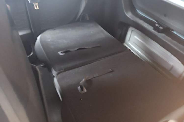 Used Wuling Hongguang MINIEV 2020 Freedom Version Lithium Iron Phosphate Left Rear Seat