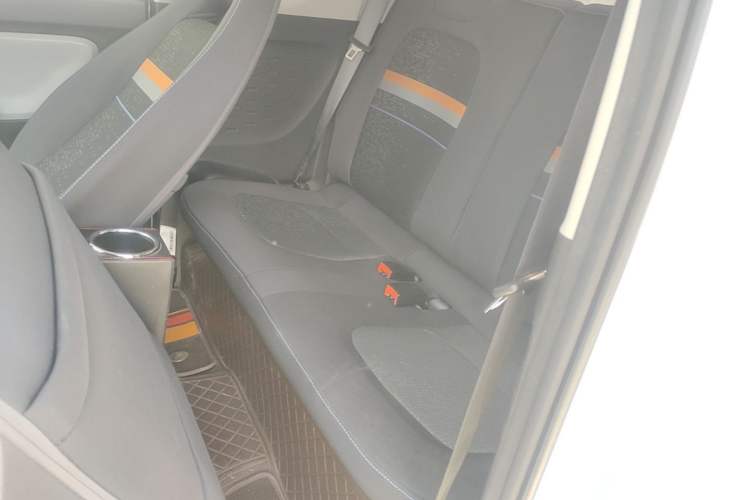 Used Wuling Hongguang MINIEV 2020 Zizai Version Lithium-NMC Left Rear Seat