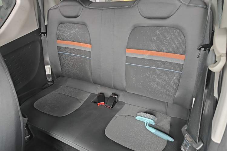 Used Wuling Hongguang MINIEV 2020 Freedom Version Lithium Iron Phosphate Left Rear Seat