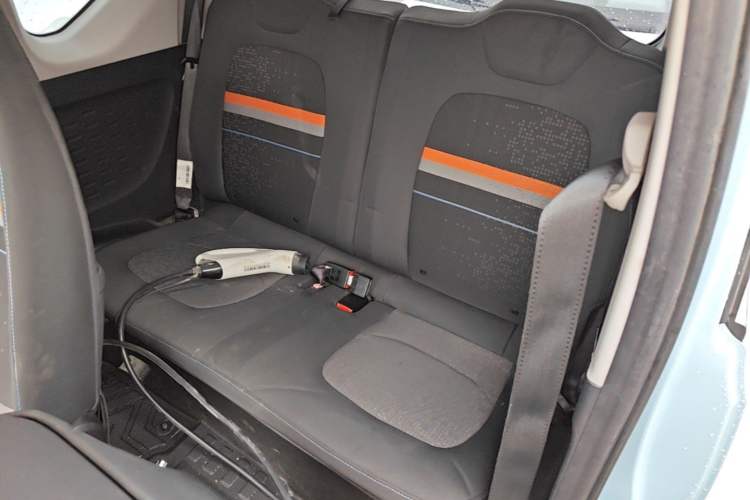 Used Wuling Hongguang MINIEV 2020 Zizai Version Lithium-NMC Left Rear Seat