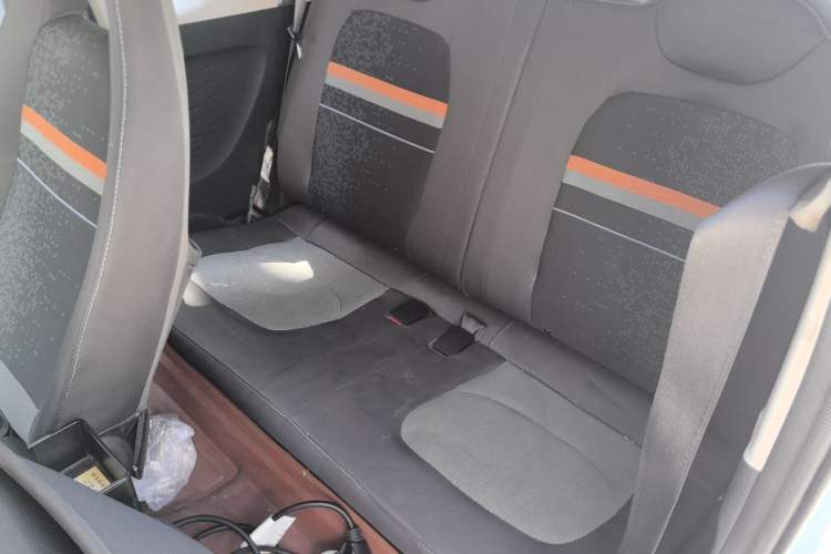 Used Wuling Hongguang MINIEV 2020 Lite Version Lithium Iron Phosphate Left Rear Seat