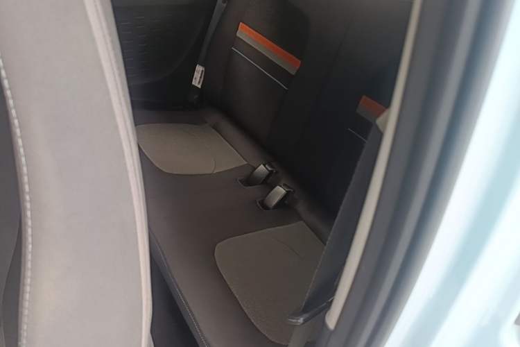 Used Wuling Hongguang MINIEV 2020 Easy Version Lithium-Ion Battery Left Rear Seat