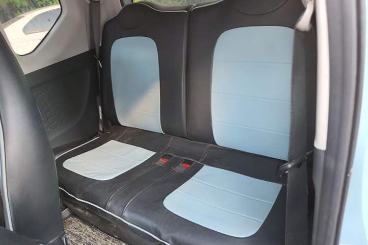 Used Wuling Hongguang MINIEV 2020 Freedom Version Lithium Iron Phosphate Left Rear Seat