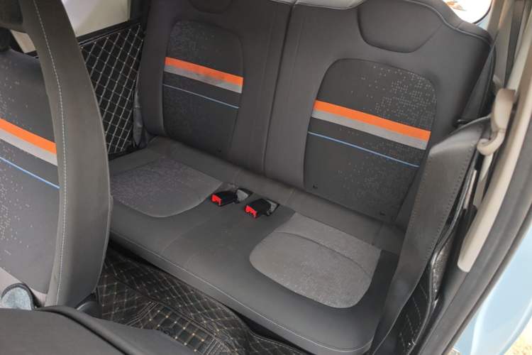 Used Wuling Hongguang MINIEV 2020 Enjoyment Model Lithium Iron Phosphate Left Rear Seat