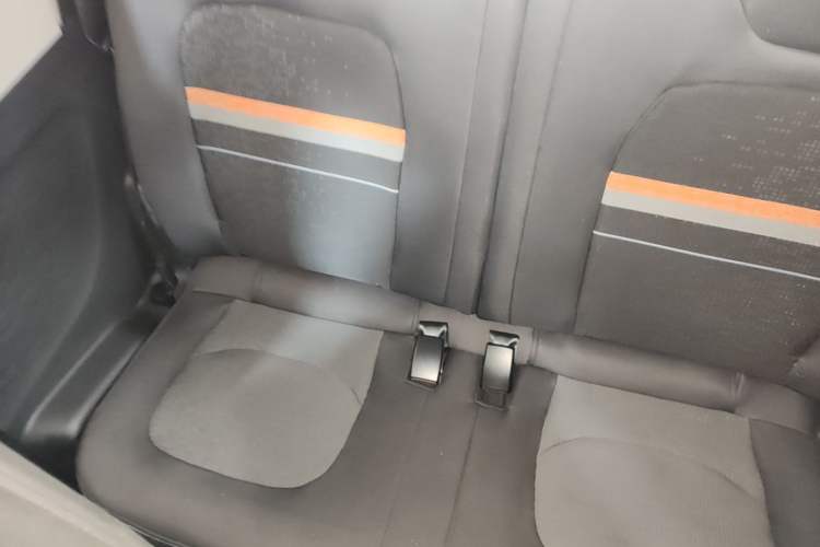 Used Wuling Hongguang MINIEV 2020 Freedom Version Lithium Iron Phosphate Left Rear Seat