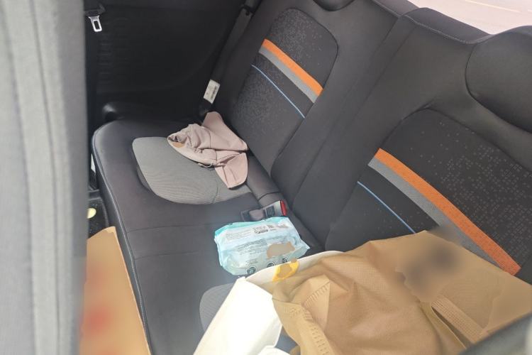 Used Wuling Hongguang MINIEV 2020 Enjoyment Model Lithium Iron Phosphate Left Rear Seat