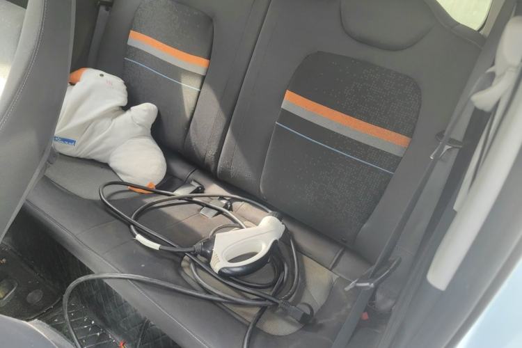 Used Wuling Hongguang MINIEV 2020 Freedom Version Lithium Iron Phosphate Left Rear Seat
