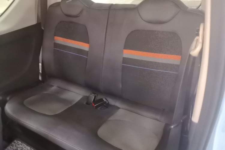 Used Wuling Hongguang MINIEV 2020 Enjoyment Model Lithium Iron Phosphate Left Rear Seat