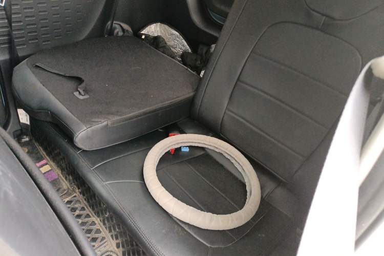Used Wuling Hongguang MINIEV 2020 Freedom Version Lithium Iron Phosphate Left Rear Seat