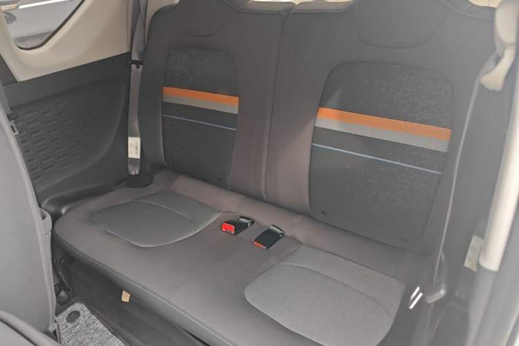 Used Wuling Hongguang MINIEV 2020 Freedom Version Lithium Iron Phosphate Left Rear Seat