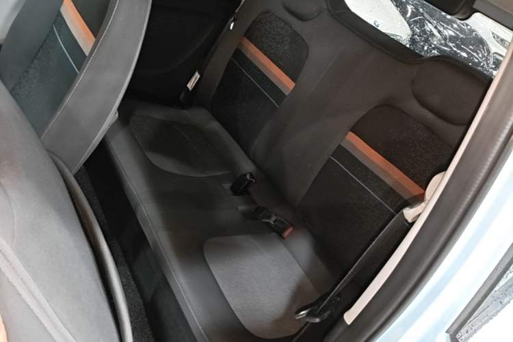 Used Wuling Hongguang MINIEV 2020 Zizai Version Lithium-NMC Left Rear Seat