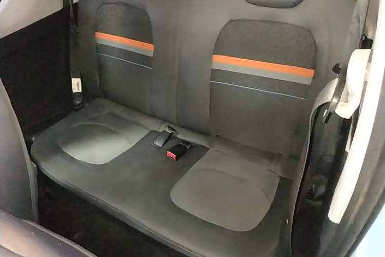 Used Wuling Hongguang MINIEV 2020 Freedom Version Lithium Iron Phosphate Left Rear Seat