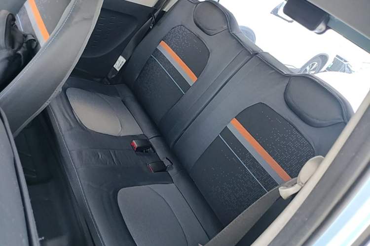 Used Wuling Hongguang MINIEV 2020 Freedom Version Lithium Iron Phosphate Left Rear Seat