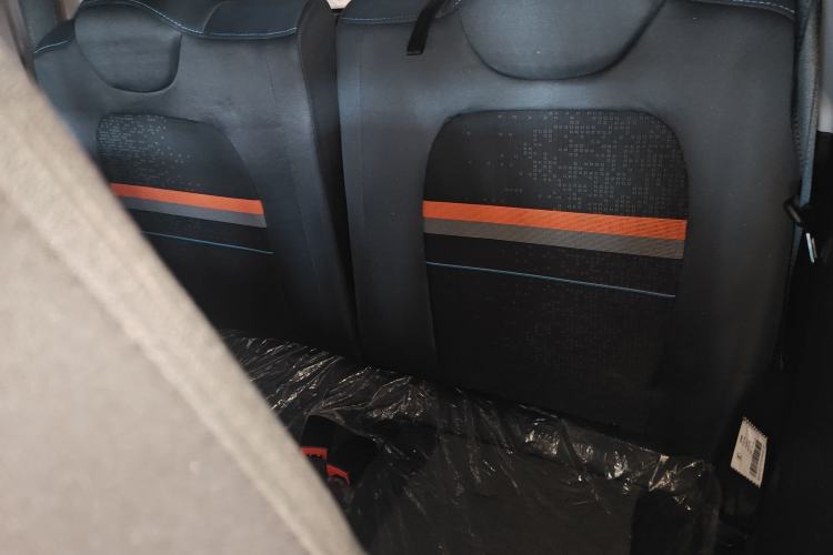 Used Wuling Hongguang MINIEV 2020 Enjoyment Model Lithium Iron Phosphate Left Rear Seat