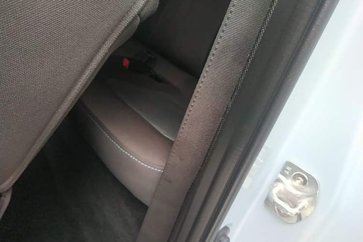 Used Wuling Hongguang MINIEV 2020 Lite Version Lithium Iron Phosphate Left Rear Seat
