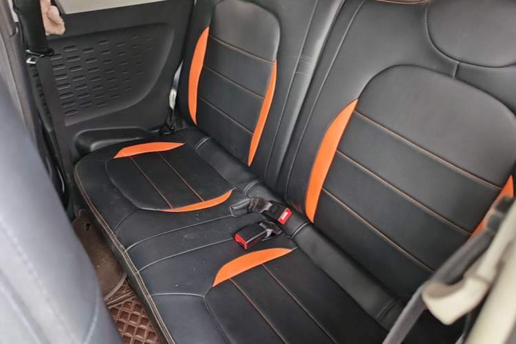 Used Wuling Hongguang MINIEV 2020 Enjoyment Model Lithium Iron Phosphate Left Rear Seat