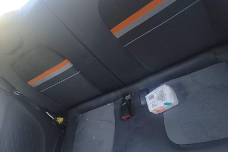 Used Wuling Hongguang MINIEV 2020 Freedom Version Lithium Iron Phosphate Left Rear Seat