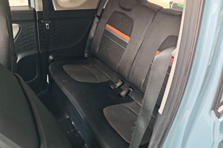 Used Wuling Hongguang MINIEV 2020 Freedom Version Lithium Iron Phosphate Left Rear Seat
