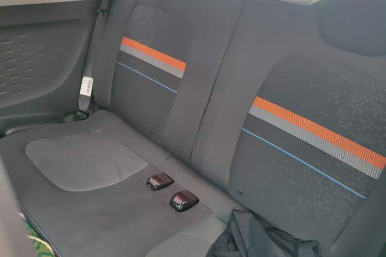 Used Wuling Hongguang MINIEV 2020 Freedom Version Lithium Iron Phosphate Left Rear Seat