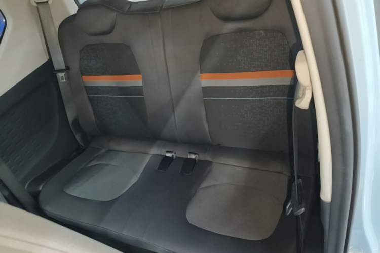 Used Wuling Hongguang MINIEV 2020 Enjoyment Model Lithium Iron Phosphate Left Rear Seat