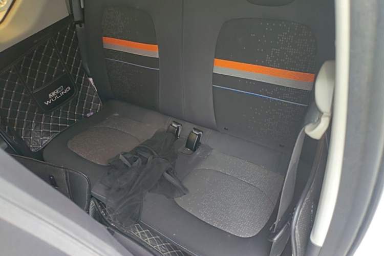 Used Wuling Hongguang MINIEV 2020 Freedom Version Lithium Iron Phosphate Left Rear Seat
