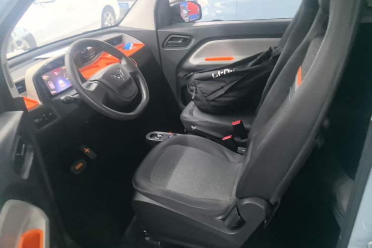 Used Wuling Hongguang MINIEV 2020 Freedom Version Lithium Iron Phosphate Left Rear Seat