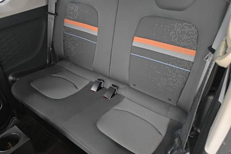 Used Wuling Hongguang MINIEV 2020 Enjoyment Model Lithium Iron Phosphate Left Rear Seat