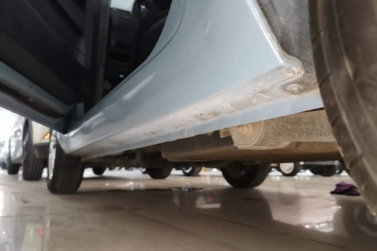 Used Wuling Hongguang MINIEV 2020 Zizai Version Lithium-NMC Left Side Sill