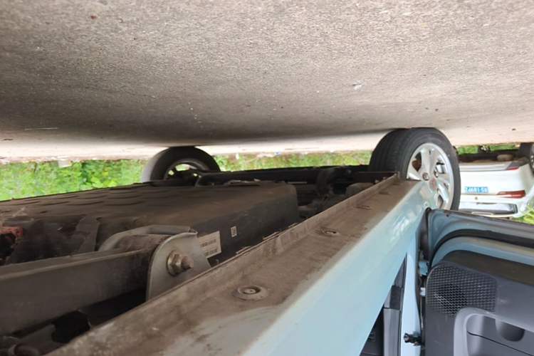 Used Wuling Hongguang MINIEV 2020 Freedom Version Lithium Iron Phosphate Left Side Sill