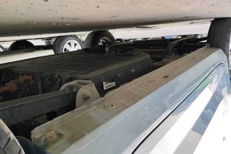 Used Wuling Hongguang MINIEV 2020 Freedom Version Lithium Iron Phosphate Left Side Sill