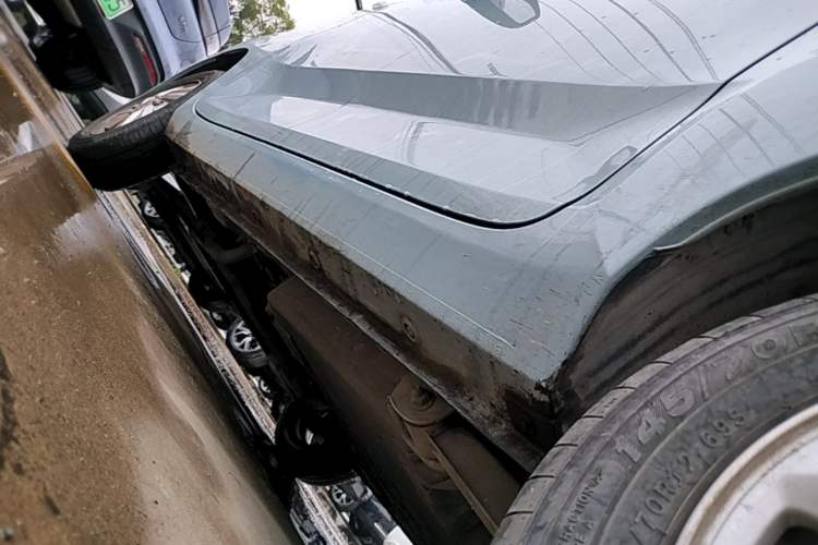 Used Wuling Hongguang MINIEV 2020 Freedom Version Lithium Iron Phosphate Left Side Sill