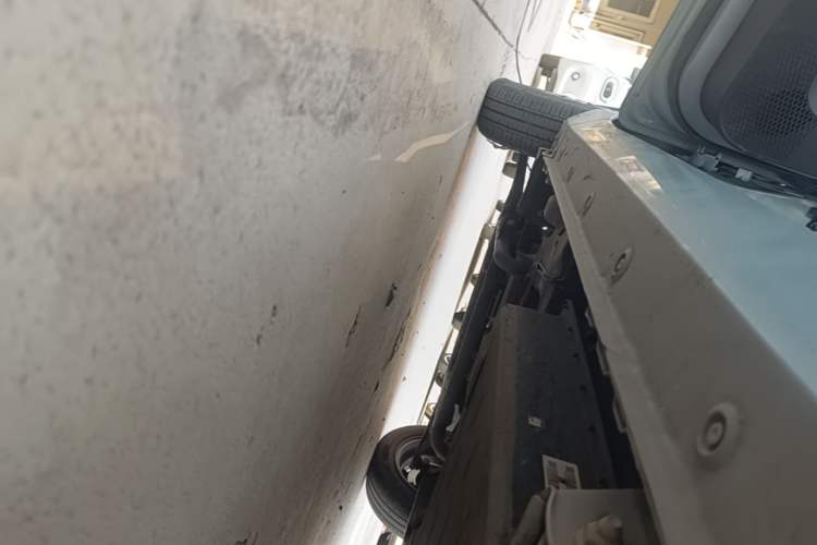 Used Wuling Hongguang MINIEV 2020 Freedom Version Lithium Iron Phosphate Left Side Sill