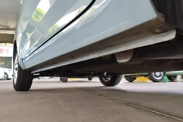 Used Wuling Hongguang MINIEV 2020 Freedom Version Lithium Iron Phosphate Left Side Sill