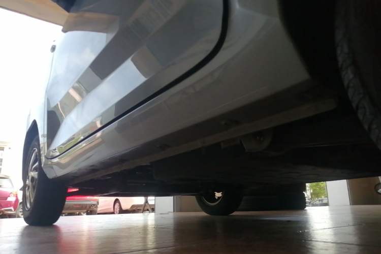 Used Wuling Hongguang MINIEV 2020 Freedom Version Lithium Iron Phosphate Left Side Sill