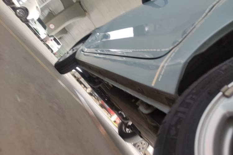 Used Wuling Hongguang MINIEV 2020 Zizai Version Lithium-NMC Left Side Sill