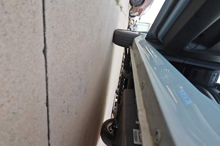 Used Wuling Hongguang MINIEV 2020 Lite Version Lithium Iron Phosphate Left Side Sill