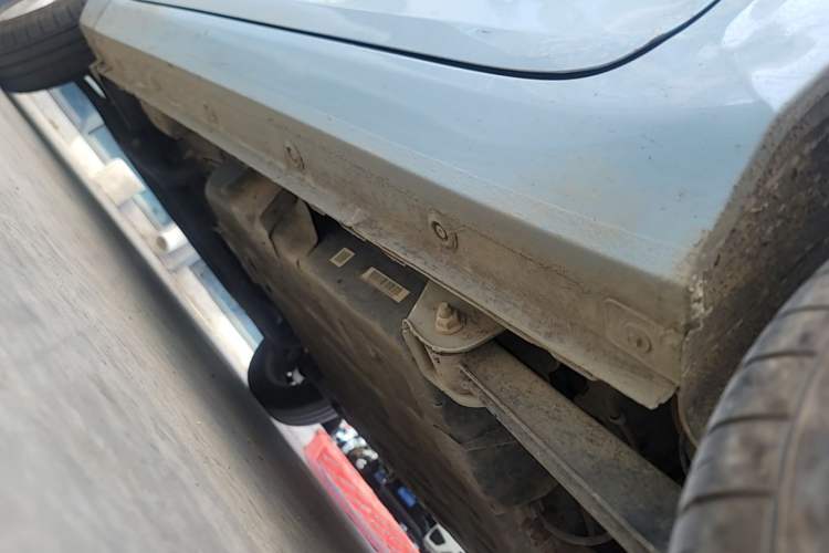 Used Wuling Hongguang MINIEV 2020 Enjoyment Model Lithium Iron Phosphate Left Side Sill
