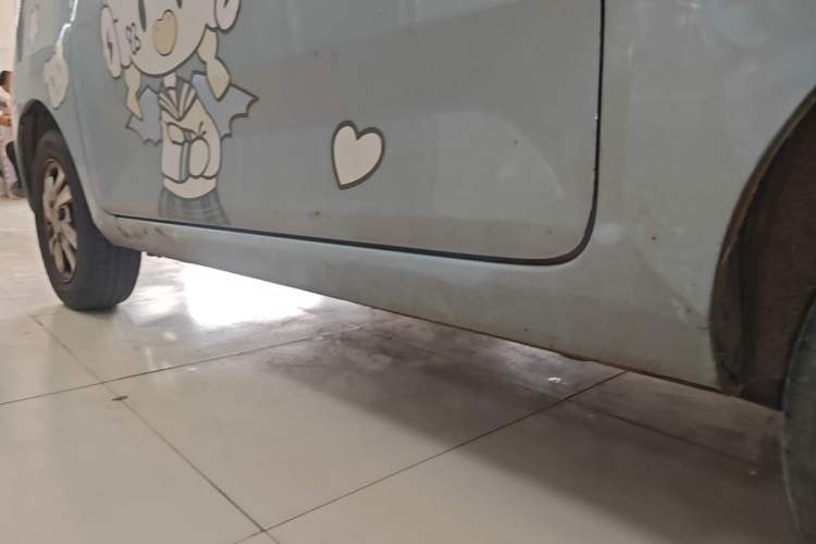 Used Wuling Hongguang MINIEV 2020 Enjoyment Model Lithium Iron Phosphate Left Side Sill