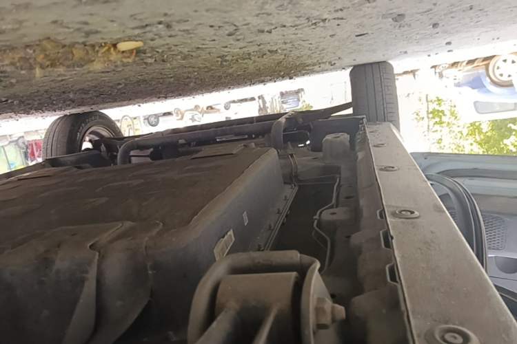 Used Wuling Hongguang MINIEV 2020 Zizai Version Lithium-NMC Left Side Sill