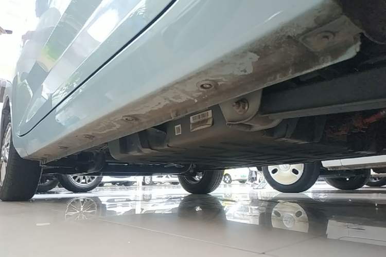 Used Wuling Hongguang MINIEV 2020 Enjoyment Model Lithium Iron Phosphate Left Side Sill