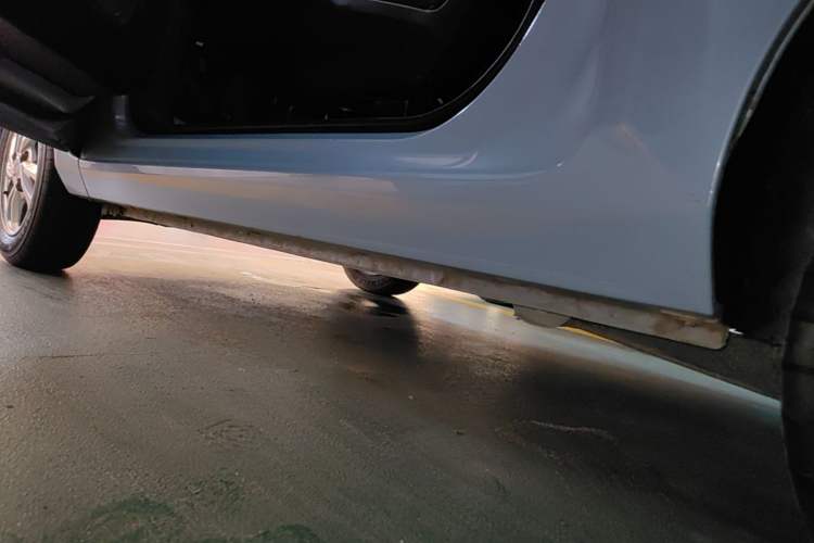 Used Wuling Hongguang MINIEV 2020 Freedom Version Lithium Iron Phosphate Left Side Sill