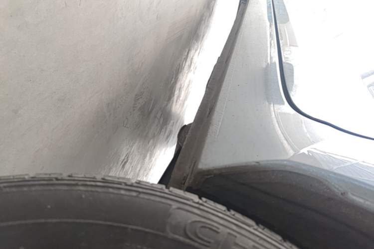 Used Wuling Hongguang MINIEV 2020 Enjoyment Model Lithium Iron Phosphate Left Side Sill